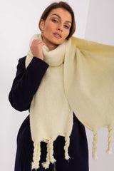 Shawl model 190589 AT