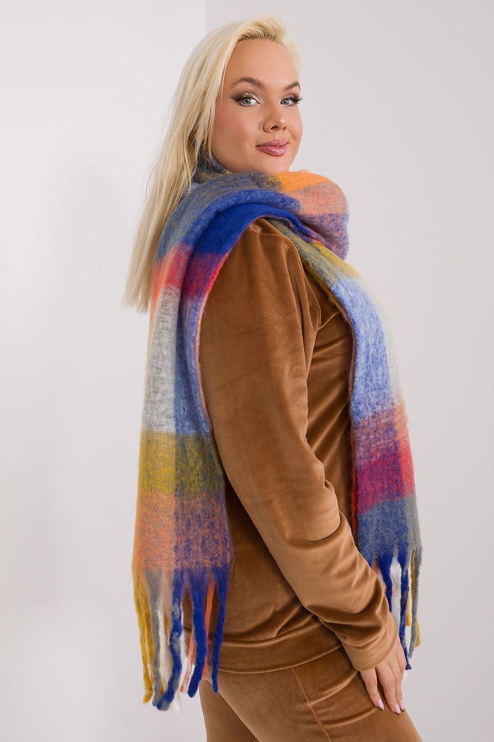 Shawl model 190542 AT