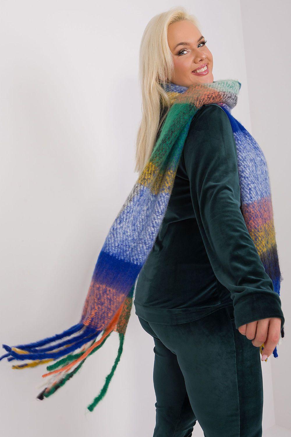 Shawl model 190542 AT