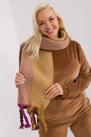 Shawl model 190561 AT