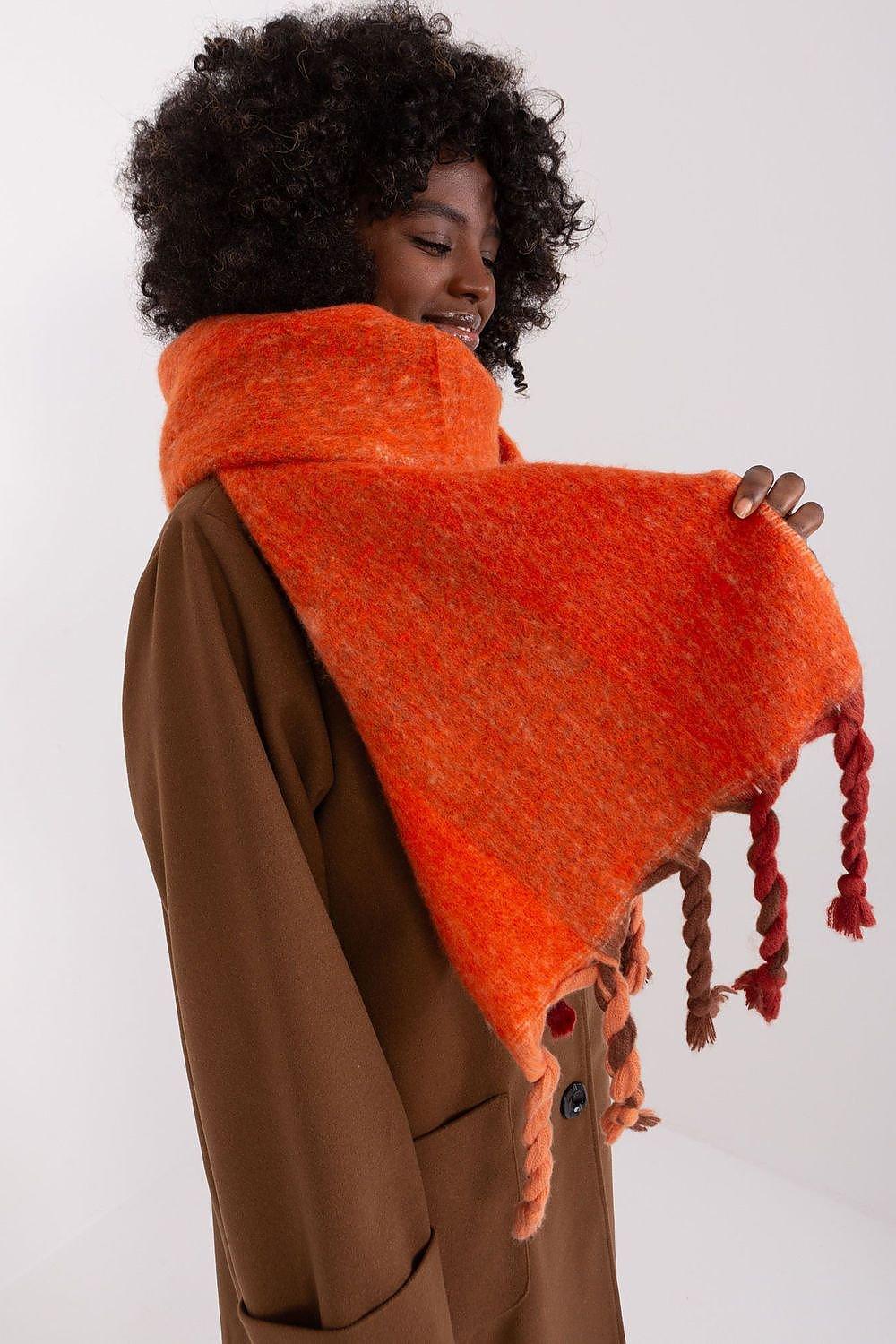 Shawl model 190561 AT