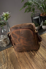 Natural leather bag model 191536 Galanter